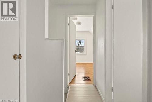 83 Haddon Avenue S, Hamilton, ON - Indoor Photo Showing Other Room