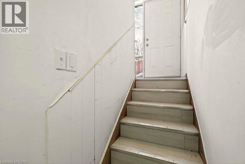 83 Haddon Avenue S, Hamilton, ON - Indoor Photo Showing Other Room