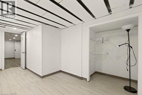 83 Haddon Avenue S, Hamilton, ON - Indoor Photo Showing Other Room