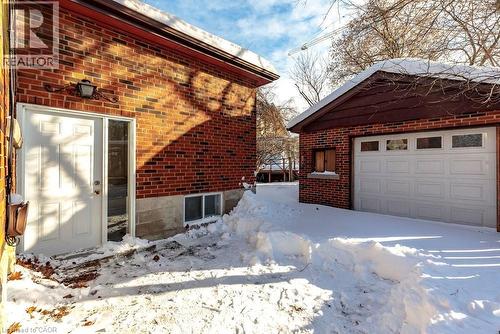 83 Haddon Avenue S, Hamilton, ON - Outdoor