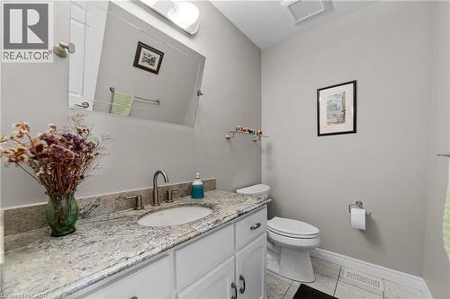 7 Templer Drive, Ancaster, ON - Indoor Photo Showing Bathroom