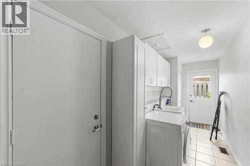 7 Templer Drive, Ancaster, ON - Indoor