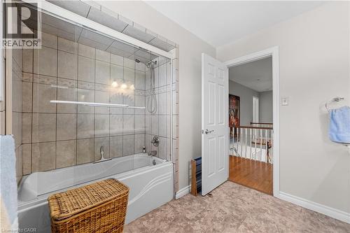 7 Templer Drive, Ancaster, ON - Indoor Photo Showing Bathroom