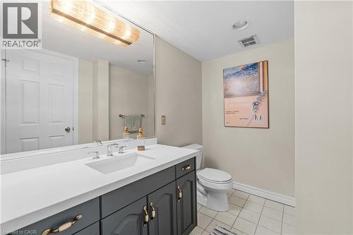 7 Templer Drive, Ancaster, ON - Indoor Photo Showing Bathroom