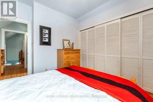 56 Grosvenor Avenue, Ottawa, ON - Indoor Photo Showing Bedroom