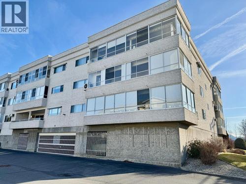 195 Warren Ave Street W Unit# 308  Penticton, BC V2A 3N1