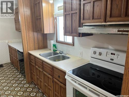 210 Main Street, Francis, SK 