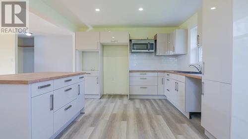 6 Dairy Lane, Stratford, PE - Indoor Photo Showing Kitchen