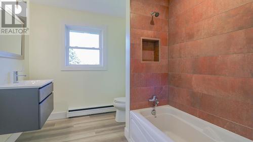 6 Dairy Lane, Stratford, PE - Indoor Photo Showing Bathroom