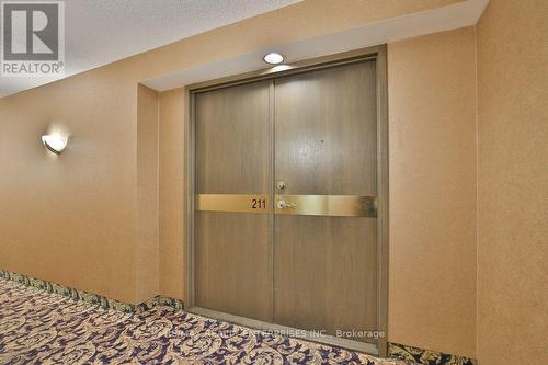 Welcome to 211 - 211 - 1800 The Collegeway, Mississauga, ON - Indoor