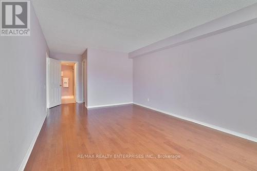 Primary Bedroom to ensuite - 211 - 1800 The Collegeway, Mississauga, ON - Indoor Photo Showing Other Room