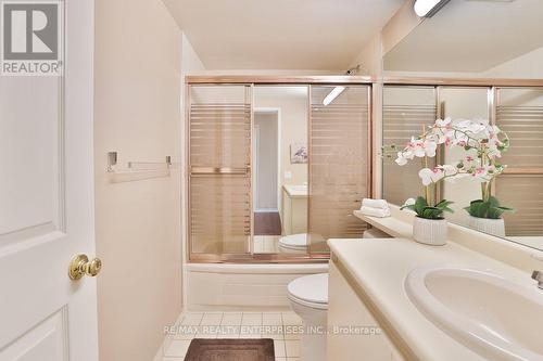 2nd Full Bath - 211 - 1800 The Collegeway, Mississauga, ON - Indoor Photo Showing Bathroom