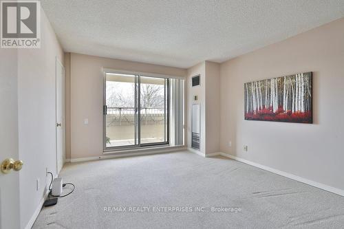 Den/Office w/private balcony - 211 - 1800 The Collegeway, Mississauga, ON - Indoor Photo Showing Other Room