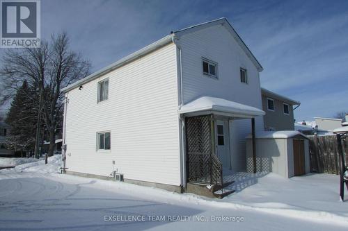 1117 Cumberland Street, Cornwall, ON - Outdoor With Exterior