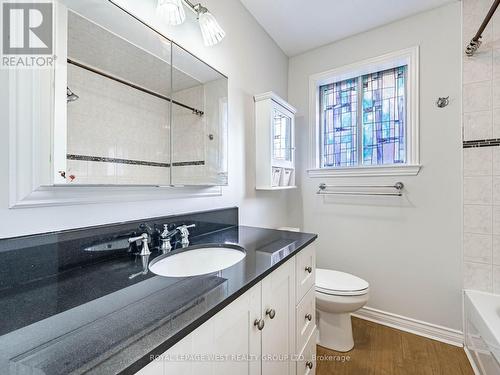 98 Mount Olive Drive, Toronto, ON - Indoor Photo Showing Bathroom