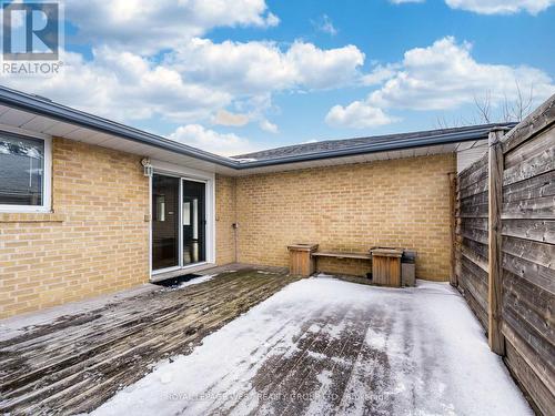 98 Mount Olive Drive, Toronto, ON - Outdoor