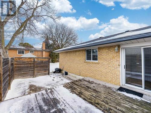 98 Mount Olive Drive, Toronto, ON - Outdoor
