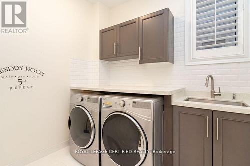 792 Glenbrook Avenue, Burlington, ON - Indoor Photo Showing Laundry Room