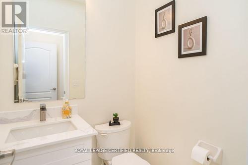 792 Glenbrook Avenue, Burlington, ON - Indoor Photo Showing Bathroom