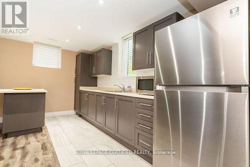 792 Glenbrook Avenue, Burlington, ON - Indoor Photo Showing Kitchen