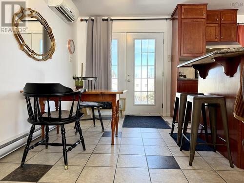 24 Rhodes Avenue, Amherst, NS - Indoor Photo Showing Dining Room