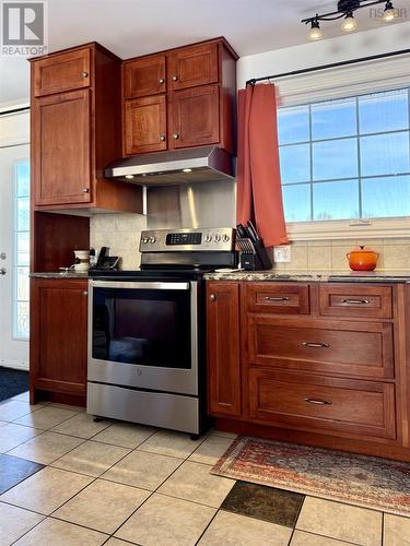24 Rhodes Avenue, Amherst, NS - Indoor Photo Showing Kitchen