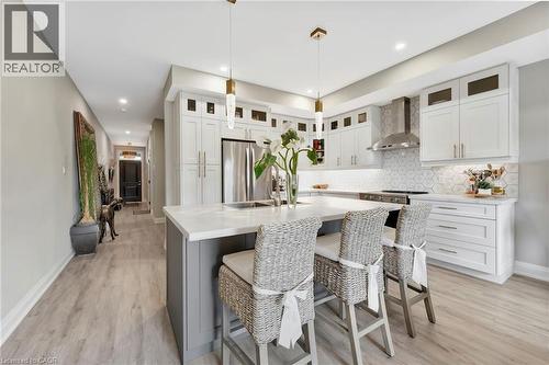74 Melbourne Street, Hamilton, ON - Indoor Photo Showing Kitchen With Upgraded Kitchen
