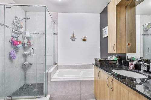 Salle de bains - 83-9300 Rg Ste-Henriette, Mirabel, QC 