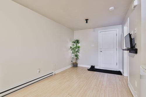 Garçonnière - 83-9300 Rg Ste-Henriette, Mirabel, QC 