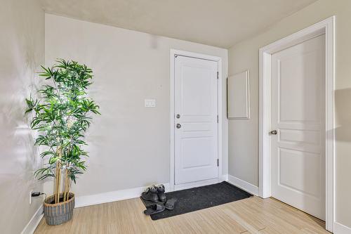 Garçonnière - 83-9300 Rg Ste-Henriette, Mirabel, QC 