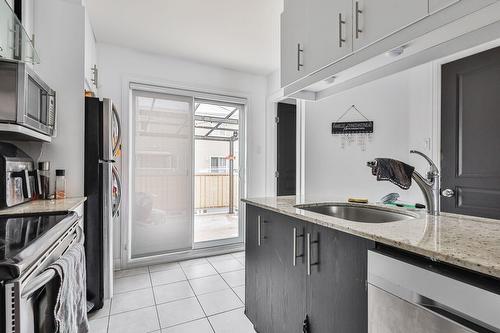 Cuisine - 83-9300 Rg Ste-Henriette, Mirabel, QC 