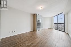 Spacious Bedroom w/New Engineered Hardwood Floor - 