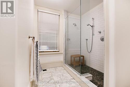 120 Boteler Street, Ottawa, ON - Indoor Photo Showing Bathroom