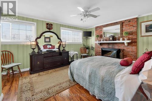 544 Victoria Street, Niagara-On-The-Lake (Town), ON - Indoor Photo Showing Bedroom