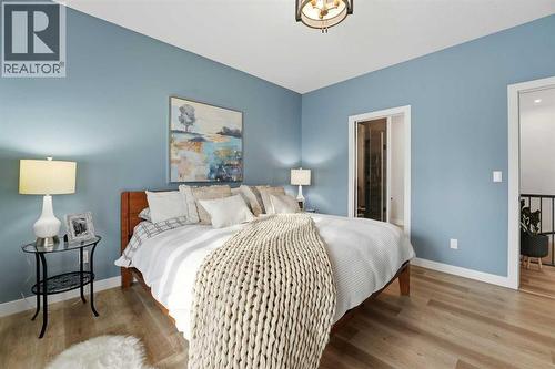 7 Thorne Place, Red Deer, AB - Indoor Photo Showing Bedroom