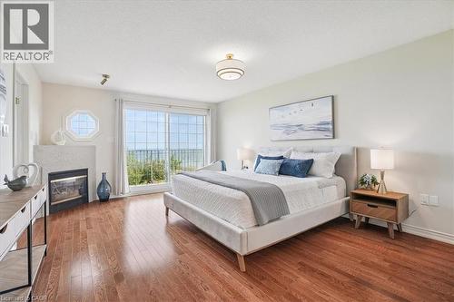 55 Edgewater Drive, Stoney Creek, ON - Indoor Photo Showing Bedroom