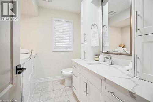 55 Edgewater Drive, Stoney Creek, ON - Indoor Photo Showing Bathroom