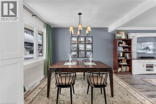 6970 Concord Crescent, Niagara Falls, ON - Indoor Photo Showing Dining Room