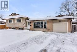 6970 CONCORD Crescent  Niagara Falls, ON L2G 5G6