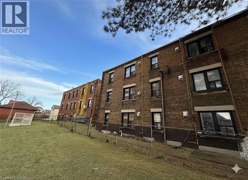 46 College Street, Kitchener, ON - Outdoor