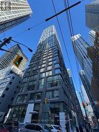 1109 - 101 PETER STREET  Toronto, ON M5V 0G6