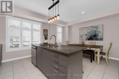 33 Westbury Way, Whitby, ON - Indoor Photo Showing Kitchen With Double Sink