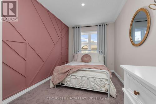 33 Westbury Way, Whitby, ON - Indoor Photo Showing Bedroom