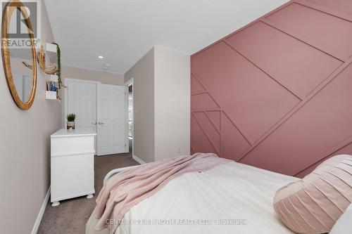 33 Westbury Way, Whitby, ON - Indoor