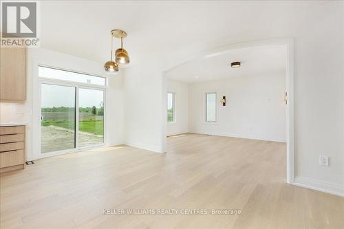 147 Lake Drive E, Georgina, ON - Indoor