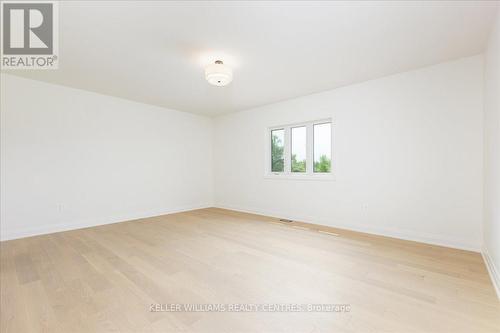 147 Lake Drive E, Georgina, ON - Indoor Photo Showing Other Room