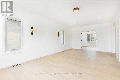 147 Lake Drive E, Georgina, ON - Indoor Photo Showing Other Room