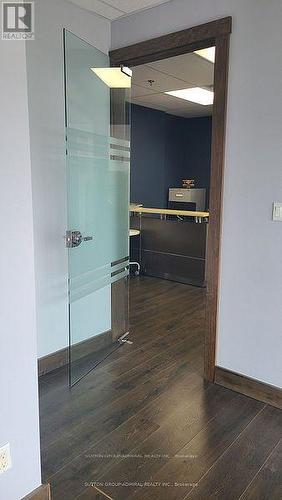 301 - 10376 Yonge Street, Richmond Hill, ON 