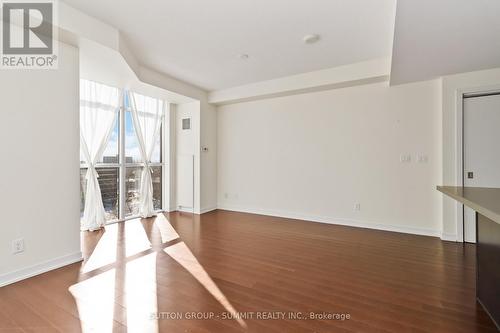 816 - 551 Maple Avenue, Burlington, ON - Indoor Photo Showing Other Room