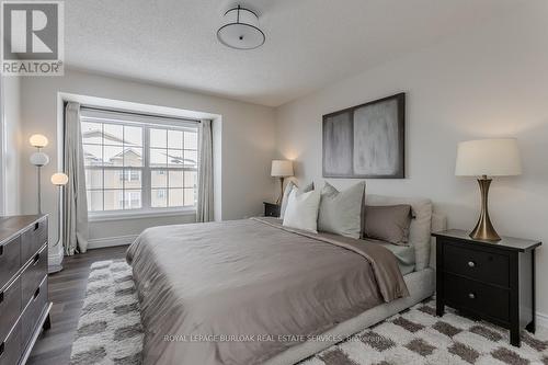 401 - 1450 Bishops Gate, Oakville, ON - Indoor Photo Showing Bedroom